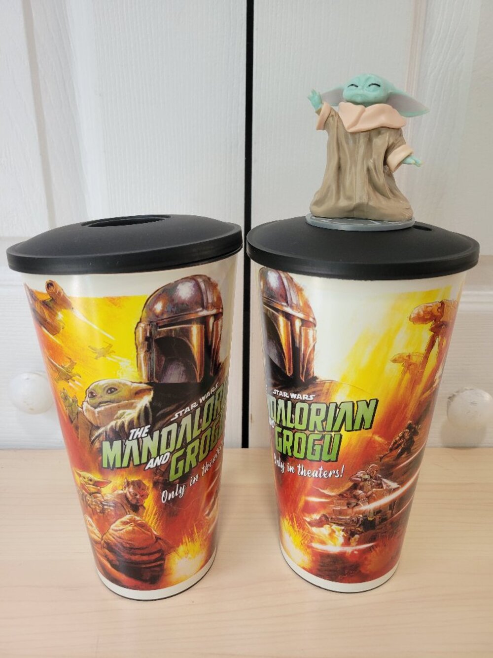 STAR WARS Mandalorian & Grogu Movie Theater Collectible 44oz Cups Set, 1 w/ fig